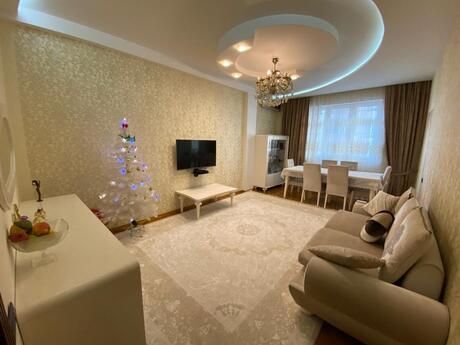 2 otaqlı yeni tikili - 8 Noyabr m. - 70 m²