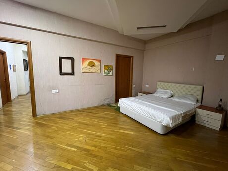 3 otaqlı yeni tikili - 28 May m. - 150 m²