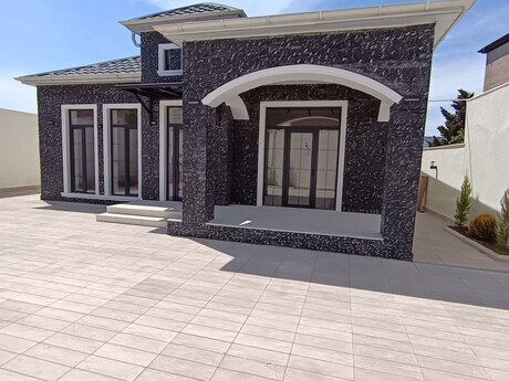 4 otaqlı həyət evi/bağ evi - Əmircan q. - 150 m²