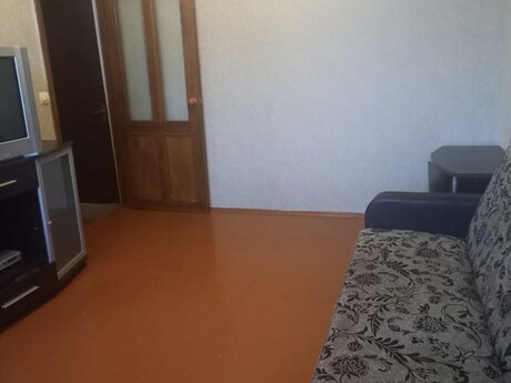 2 otaqlı köhnə tikili - Memar Əcəmi m. - 45 m²