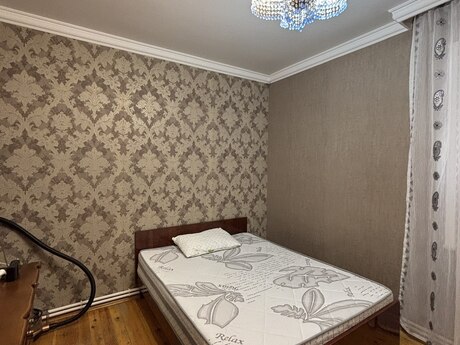 3 otaqlı köhnə tikili - Yeni Günəşli q. - 65 m²