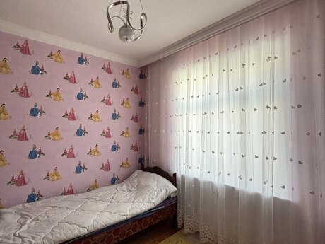 3 otaqlı köhnə tikili - Yeni Günəşli q. - 65 m²