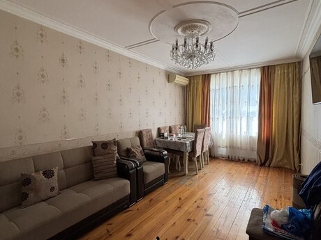 3 otaqlı köhnə tikili - Yeni Günəşli q. - 65 m²