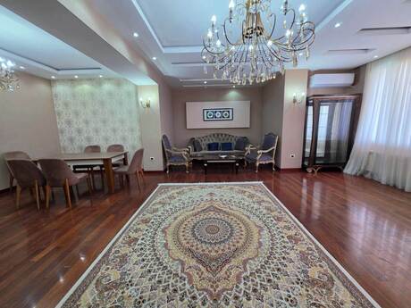 4 otaqlı yeni tikili - Xətai r. - 190 m²
