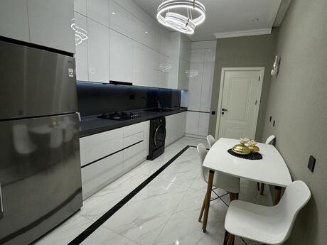 2 otaqlı yeni tikili - Abşeron r. - 85 m²