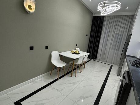 2 otaqlı yeni tikili - Abşeron r. - 85 m²