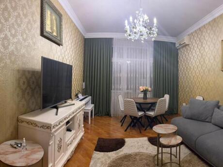 3 otaqlı yeni tikili - Azadlıq Prospekti m. - 90 m²
