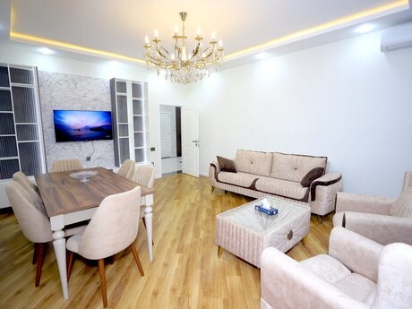 3 otaqlı yeni tikili - Şah İsmayıl Xətai m. - 137 m²