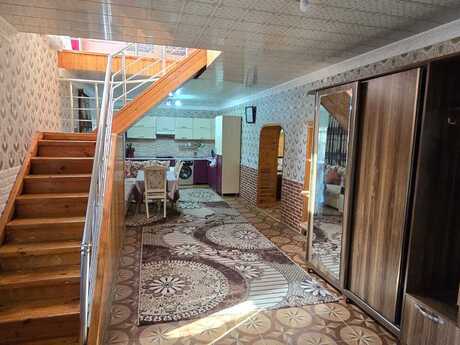 7 otaqlı həyət evi/bağ evi - Şağan q. - 220 m²