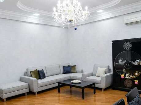 2 otaqlı yeni tikili - 8 Noyabr m. - 105 m²