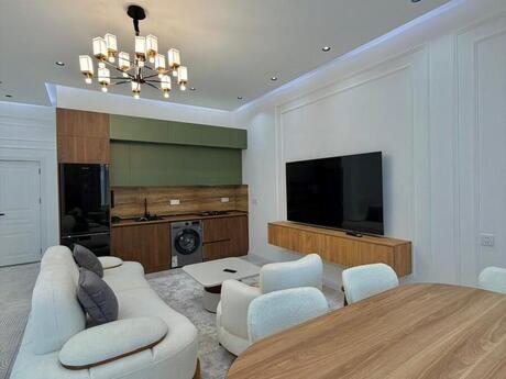 4 otaqlı həyət evi/bağ evi - Mərdəkan q. - 120 m²