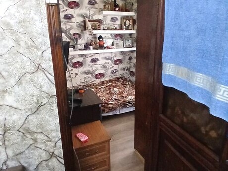 3 otaqlı köhnə tikili - Memar Əcəmi m. - 50 m²