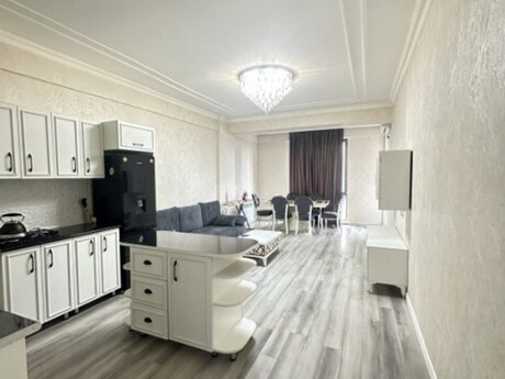 2 otaqlı yeni tikili - Gənclik m. - 93 m²