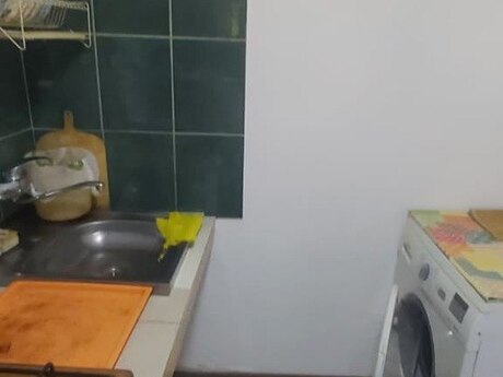 1 otaqlı həyət evi/bağ evi - Zabrat q. - 25 m²