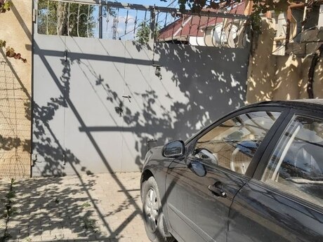 1 otaqlı həyət evi/bağ evi - Zabrat q. - 25 m²