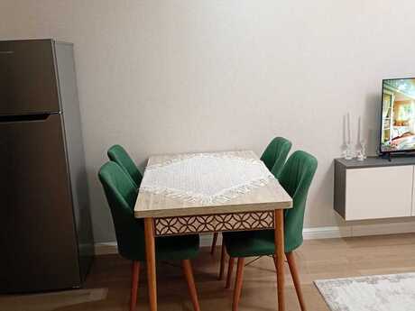 2 otaqlı yeni tikili - İnşaatçılar m. - 47 m²