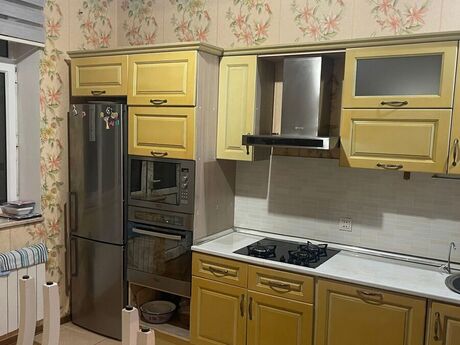 4 otaqlı yeni tikili - Memar Əcəmi m. - 148 m²