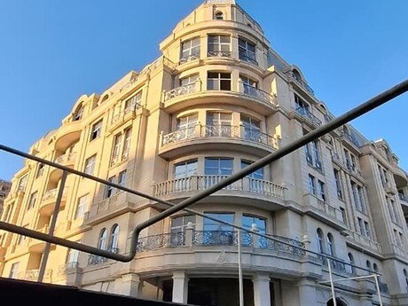 5 otaqlı yeni tikili - Sahil m. - 290 m²