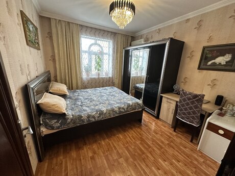 3 otaqlı köhnə tikili - Lökbatan q. - 66 m²