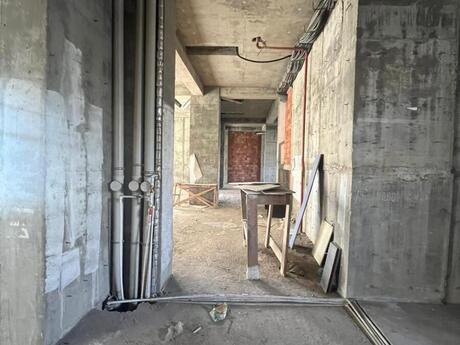 Obyekt - İnşaatçılar m. - 289.3 m²