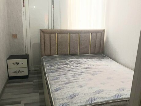 2 otaqlı həyət evi/bağ evi - Biləcəri q. - 45 m²