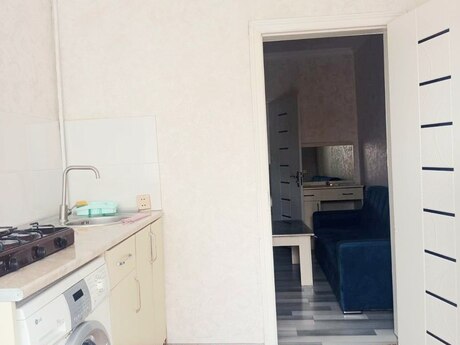 2 otaqlı həyət evi/bağ evi - Biləcəri q. - 45 m²