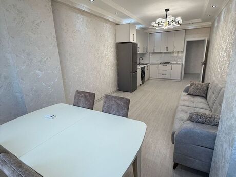 2 otaqlı yeni tikili - İnşaatçılar m. - 80 m²