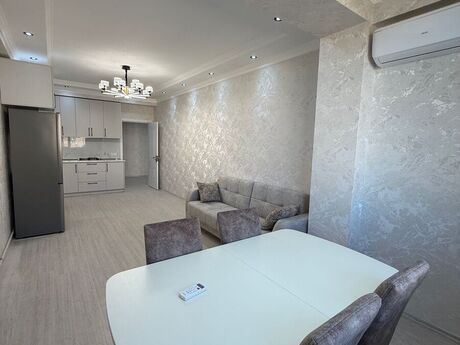 2 otaqlı yeni tikili - İnşaatçılar m. - 80 m²