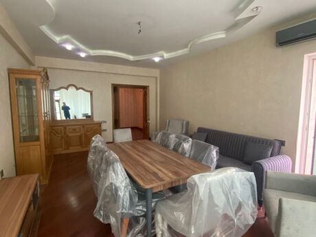 3 otaqlı yeni tikili - Şah İsmayıl Xətai m. - 12 m²