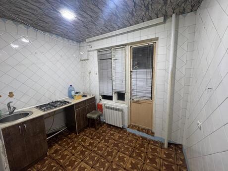 2 otaqlı köhnə tikili - Əhmədli m. - 62 m²