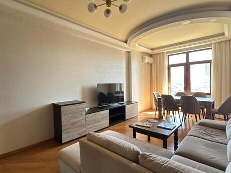 3 otaqlı yeni tikili - İçəri Şəhər m. - 110 m²
