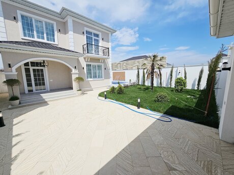 4 otaqlı həyət evi/bağ evi - Şüvəlan q. - 160 m²