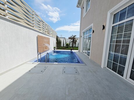 4 otaqlı həyət evi/bağ evi - Şüvəlan q. - 160 m²