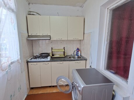 2 otaqlı köhnə tikili - Yeni Yasamal q. - 50 m²