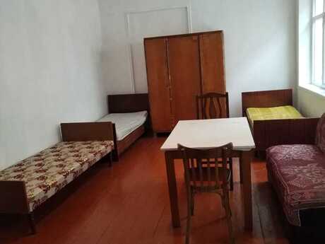 1 otaqlı həyət evi/bağ evi - Badamdar q. - 38 m²