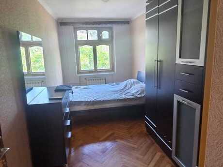 2 otaqlı köhnə tikili - Həzi Aslanov m. - 45 m²
