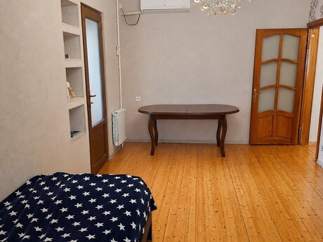 2 otaqlı köhnə tikili - Nəsimi m. - 50 m²