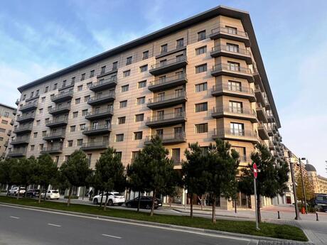 4 otaqlı yeni tikili - Ağ şəhər q. - 130 m²