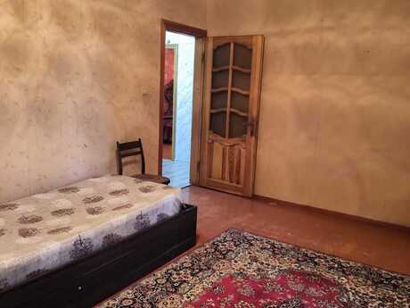 3 otaqlı köhnə tikili - Günəşli q. - 55 m²