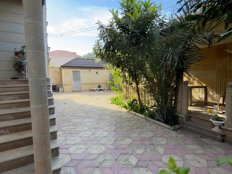 9 otaqlı həyət evi/bağ evi - Nəsimi m. - 320 m²