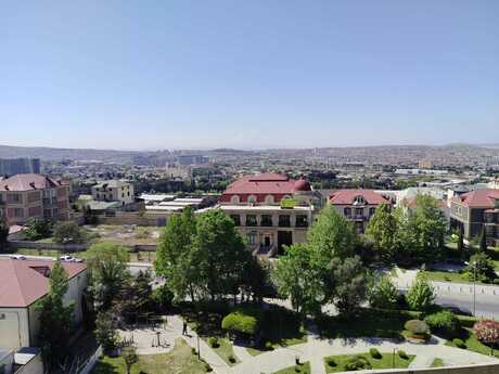 4 otaqlı köhnə tikili - Memar Əcəmi m. - 90 m²