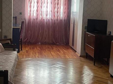2 otaqlı köhnə tikili - Nizami m. - 44 m²