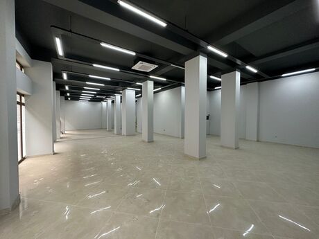Obyekt - Ağ şəhər q. - 476 m²