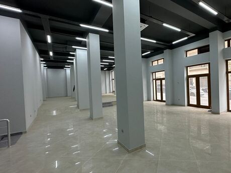 Obyekt - Ağ şəhər q. - 476 m²