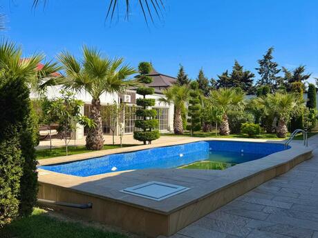 5 otaqlı həyət evi/bağ evi - Mərdəkan q. - 270 m²