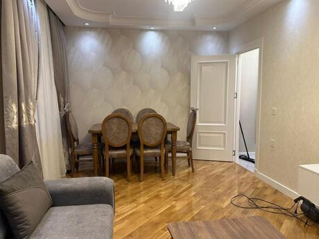3 otaqlı köhnə tikili - Şah İsmayıl Xətai m. - 65 m²