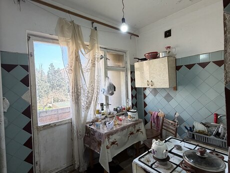 1 otaqlı köhnə tikili - Əhmədli m. - 40 m²