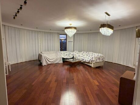 4 otaqlı yeni tikili - Şah İsmayıl Xətai m. - 192 m²