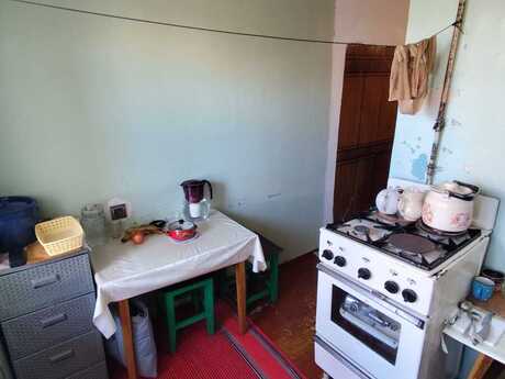 3 otaqlı köhnə tikili - Həzi Aslanov q. - 75 m²