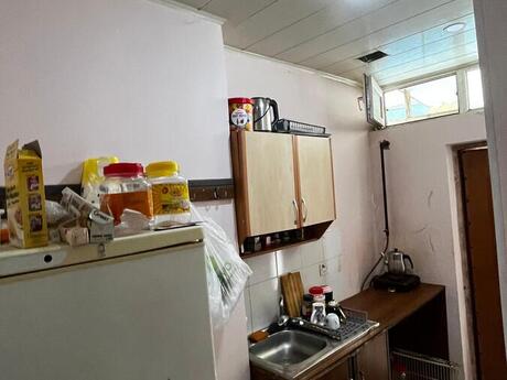 1 otaqlı həyət evi/bağ evi - Bakıxanov q. - 30 m²